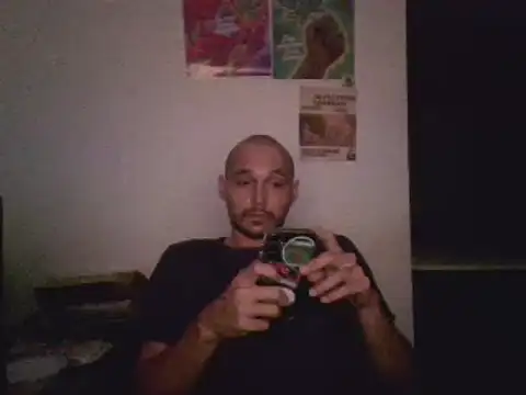 Snapshot of universitario-col chatting on 5, 12, 2024 universitario-col online show from 5, 12, 2024