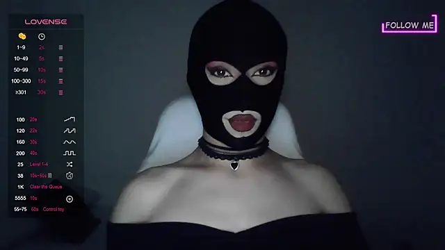 Bigfemblue online show from 9, 10, 2025