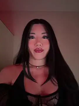 Amanita Bloom online show from 1, 12, 2025