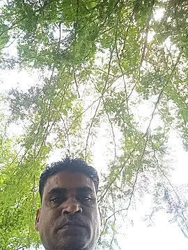 Snapshot of Javedmax chatting on 22, 10, 2025 Javedmax online show from 22, 10, 2025