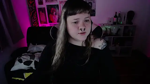 Snapshot of Bdsm_and_fries chatting on 10, 7, 2026 Bdsm and fries online show from 10, 7, 2026
