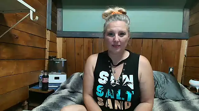 lisaxlovexxx online show from 11, 6, 2026