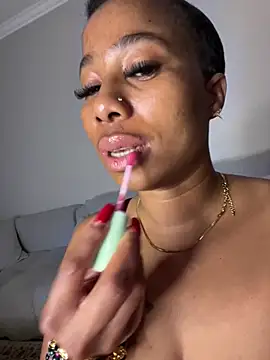CurvyDesire1 online show from 18, 6, 2026