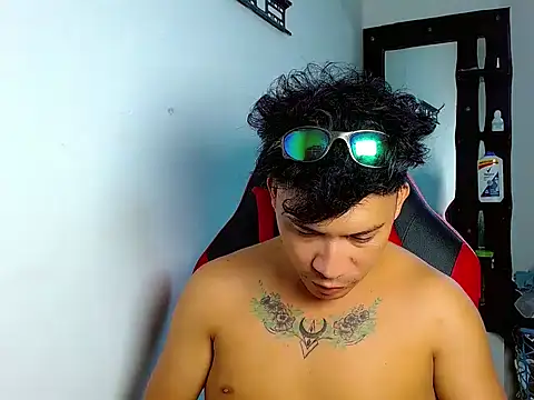boyhot23x online show from 23, 4, 2026