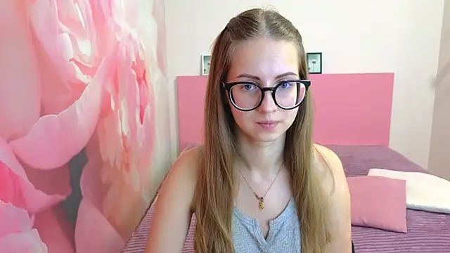 AliceAdams online show from 30, 1, 2025