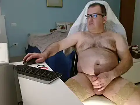Snapshot of ItalianEXB chatting on 17, 1, 2025 ItalianEXB online show from 17, 1, 2025