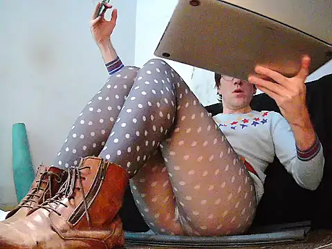 Snapshot of seoulsat@xh chatting on 2, 10, 2025 seoulsatxh online show from 2, 10, 2025