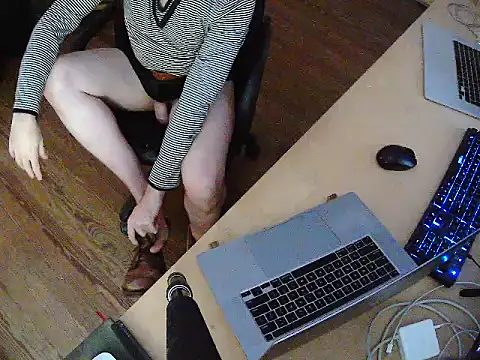 Snapshot of seoulsat@xh chatting on 24, 10, 2025 seoulsatxh online show from 24, 10, 2025