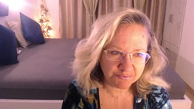 Snapshot of Raisshy chatting on 14, 1, 2025 Raisshy online show from 14, 1, 2025