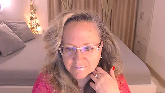 Snapshot of Raisshy chatting on 21, 11, 2025 Raisshy online show from 21, 11, 2025