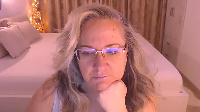 Snapshot of Raisshy chatting on 26, 2, 2026 Raisshy online show from 26, 2, 2026