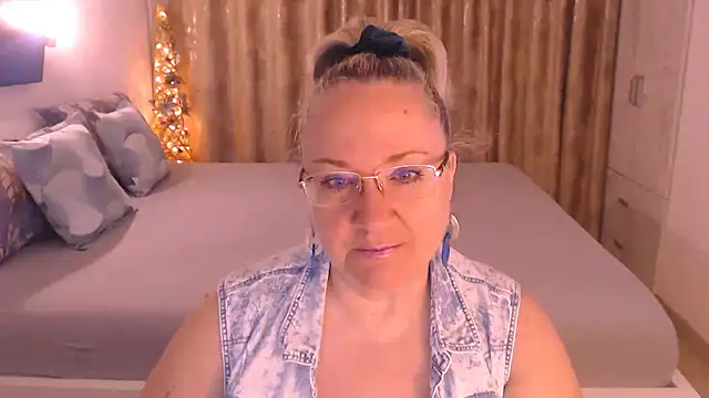 Snapshot of Raisshy chatting on 19, 3, 2026 Raisshy online show from 19, 3, 2026