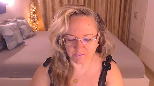 Snapshot of Raisshy chatting on 20, 3, 2026 Raisshy online show from 20, 3, 2026