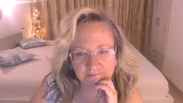 Snapshot of Raisshy chatting on 18, 6, 2026 Raisshy online show from 18, 6, 2026