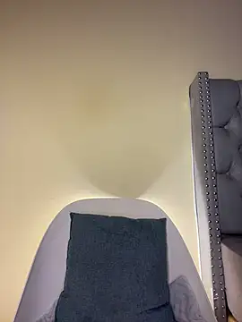 KIARAPRETTY online show from 1, 7, 2026