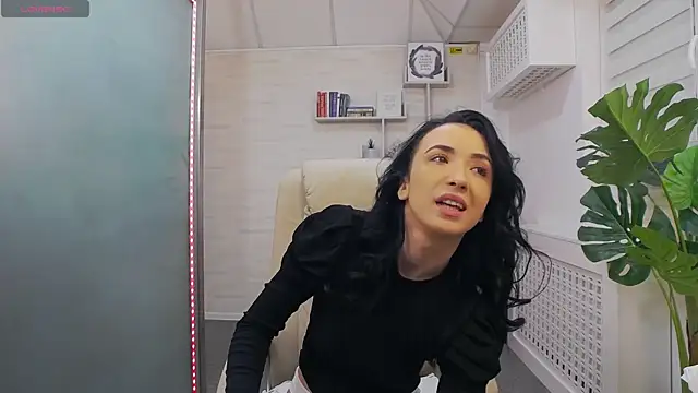 GlamKate online show from 2, 3, 2025