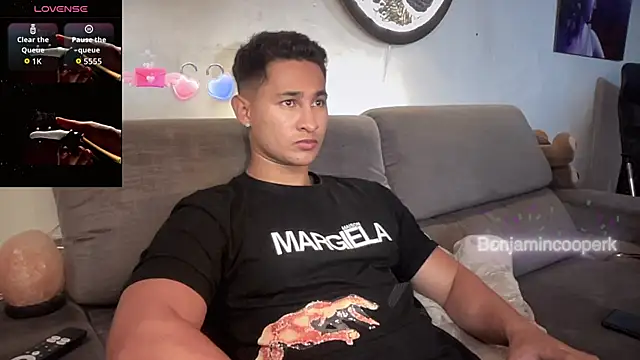 BenjaminCooperk online show from 17, 10, 2025