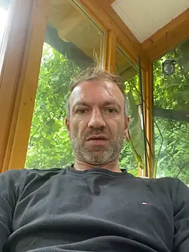 Snapshot of NickHarley69 chatting on 3, 7, 2026 NickHarley69 online show from 3, 7, 2026