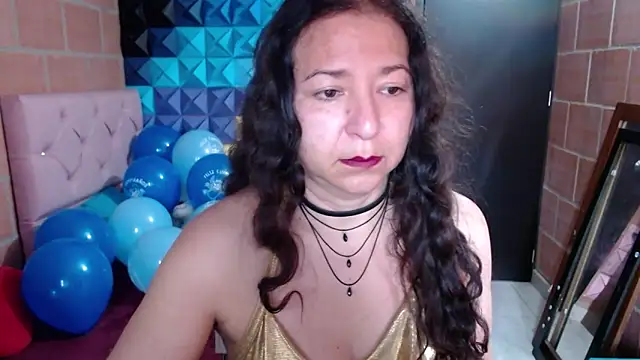 Snapshot of katifoxx chatting on 23, 12, 2024 katifoxx online show from 23, 12, 2024