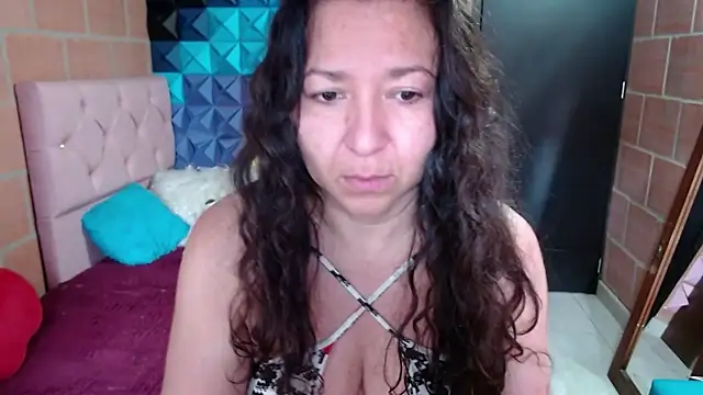 Snapshot of katifoxx chatting on 6, 1, 2025 katifoxx online show from 6, 1, 2025