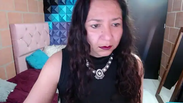 Snapshot of katifoxx chatting on 17, 1, 2025 katifoxx online show from 17, 1, 2025