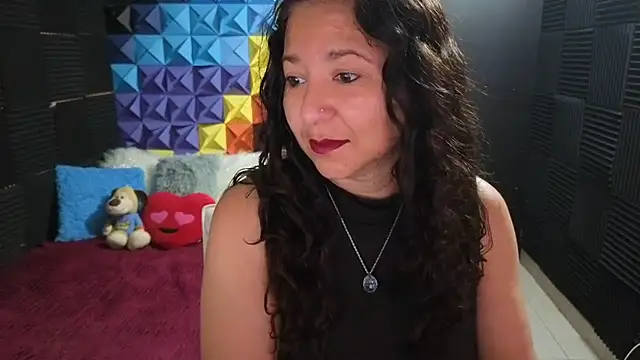 katifoxx online show from 7, 10, 2025