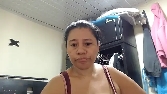 adrixxx38 online show from 11, 5, 2026