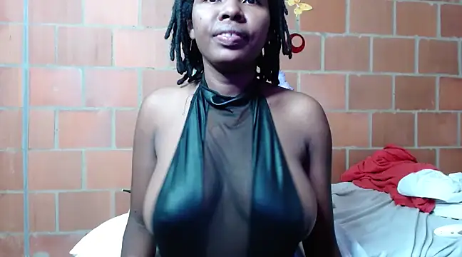 Snapshot of Magaharper10 chatting on 1, 2, 2025 Magaharper10 online show from 1, 2, 2025