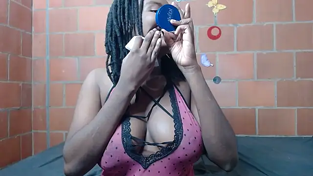 Snapshot of Magaharper10 chatting on 12, 2, 2026 Magaharper10 online show from 12, 2, 2026