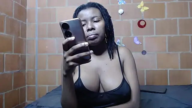 Snapshot of Magaharper10 chatting on 22, 2, 2026 Magaharper10 online show from 22, 2, 2026