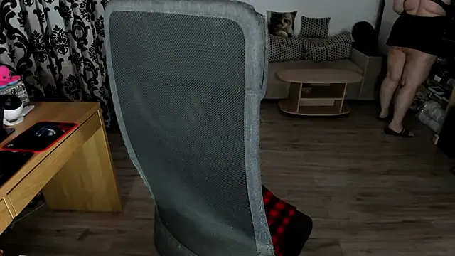 Snapshot of Charlotte_Diamonds chatting on 30, 11, 2025 Charlotte Diamonds online show from 30, 11, 2025