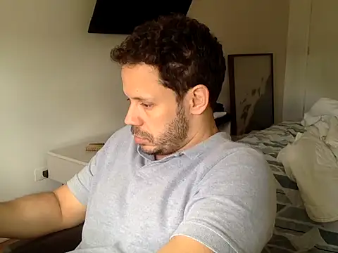 Snapshot of FelipeRiver chatting on 17, 9, 2025 FelipeRiver online show from 17, 9, 2025