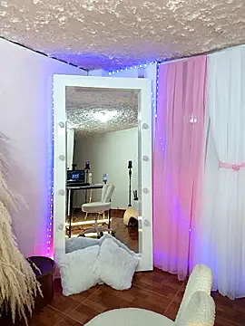 zullyxhot online show from 15, 10, 2025