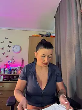 Hotangel75 online show from 13, 3, 2026