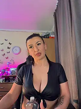 Hotangel75 online show from 14, 5, 2026