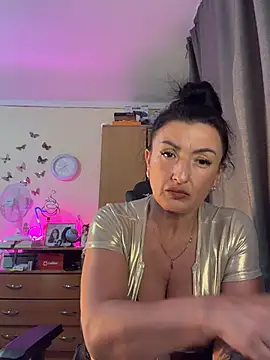 Snapshot of Hotangel75 chatting on 9, 7, 2026 Hotangel75 online show from 9, 7, 2026