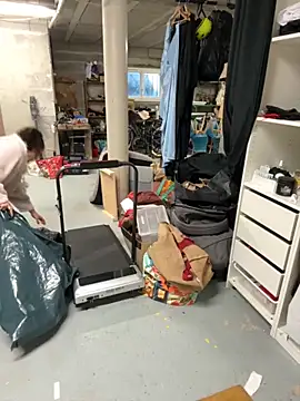 Clara-xoxo online show from 19, 11, 2025