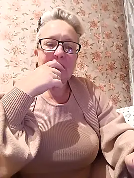 Snapshot of Cerd_Ayaz chatting on 2, 10, 2025 Cerd Ayaz online show from 2, 10, 2025