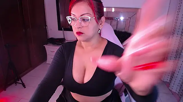 Snapshot of salomecastro_ chatting on 7, 2, 2025 salomecastro  online show from 7, 2, 2025