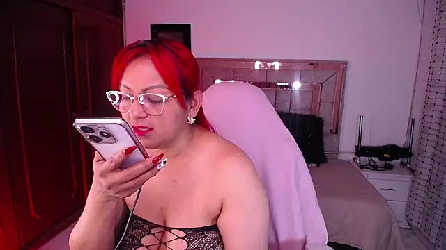 Snapshot of salomecastro_ chatting on 16, 10, 2025 salomecastro  online show from 16, 10, 2025