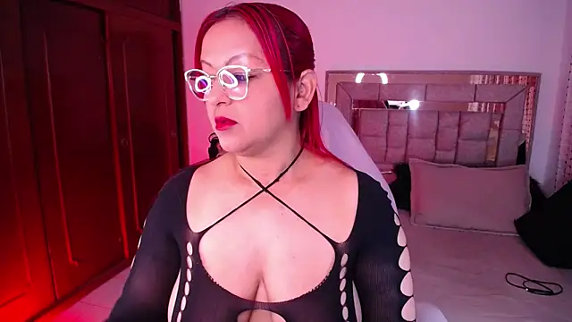 salomecastro  online show from 18, 2, 2026