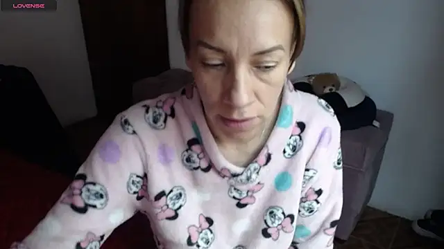 Snapshot of cristin_doll_ chatting on 26, 10, 2025 cristin doll  online show from 26, 10, 2025
