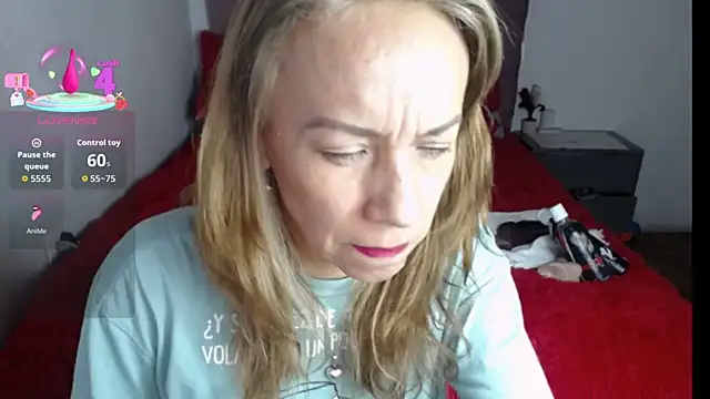 cristin doll  online show from 19, 11, 2025