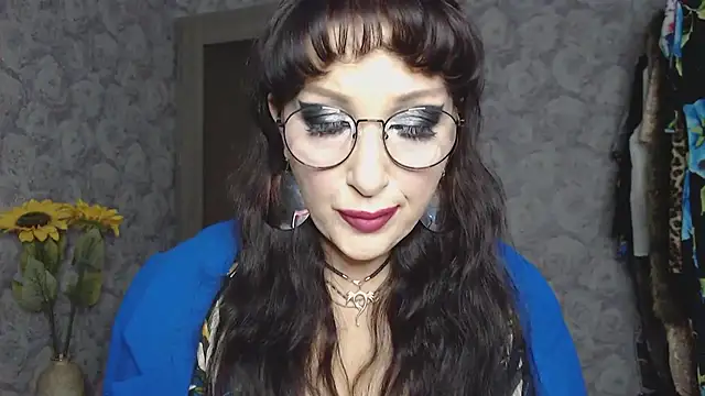 Snapshot of Aziza1 chatting on 20, 9, 2025 Aziza1 online show from 20, 9, 2025