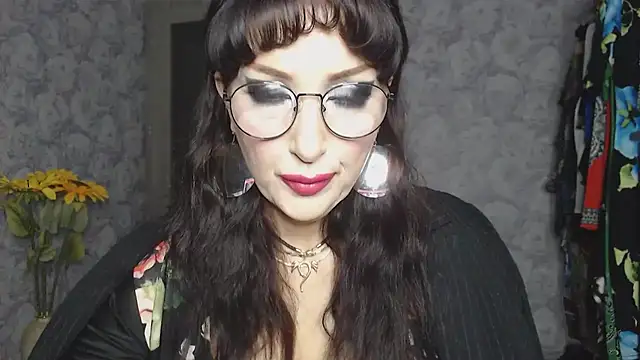 Snapshot of Aziza1 chatting on 17, 10, 2025 Aziza1 online show from 17, 10, 2025