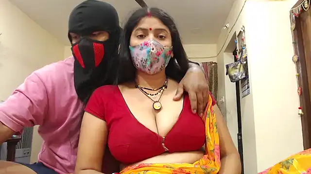 Snapshot of Elina_Raj chatting on 22, 12, 2024 Elina Raj online show from 22, 12, 2024