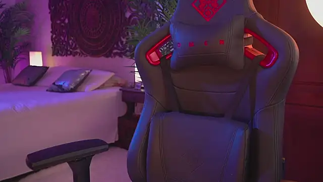 Snapshot of ambarEvans chatting on 20, 3, 2025 ambarEvans online show from 20, 3, 2025