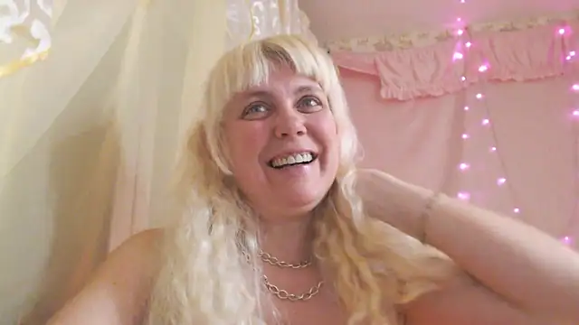 SunnySylvia online show from 12, 2, 2026