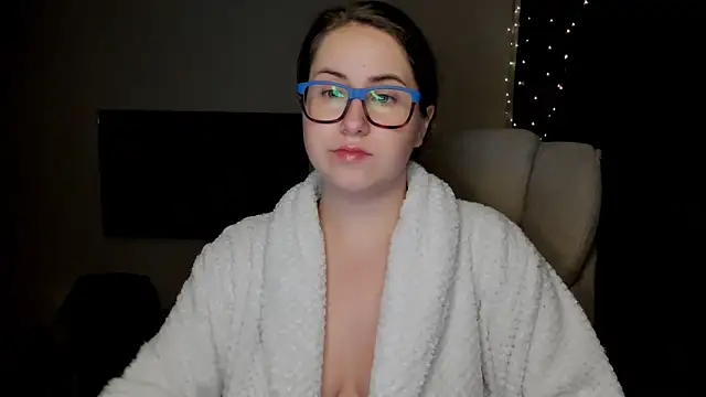 SeasonalSomeone online show from 31, 10, 2025