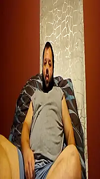 Snapshot of Strongbutgentle36 chatting on 4, 10, 2025 Strongbutgentle36 online show from 4, 10, 2025